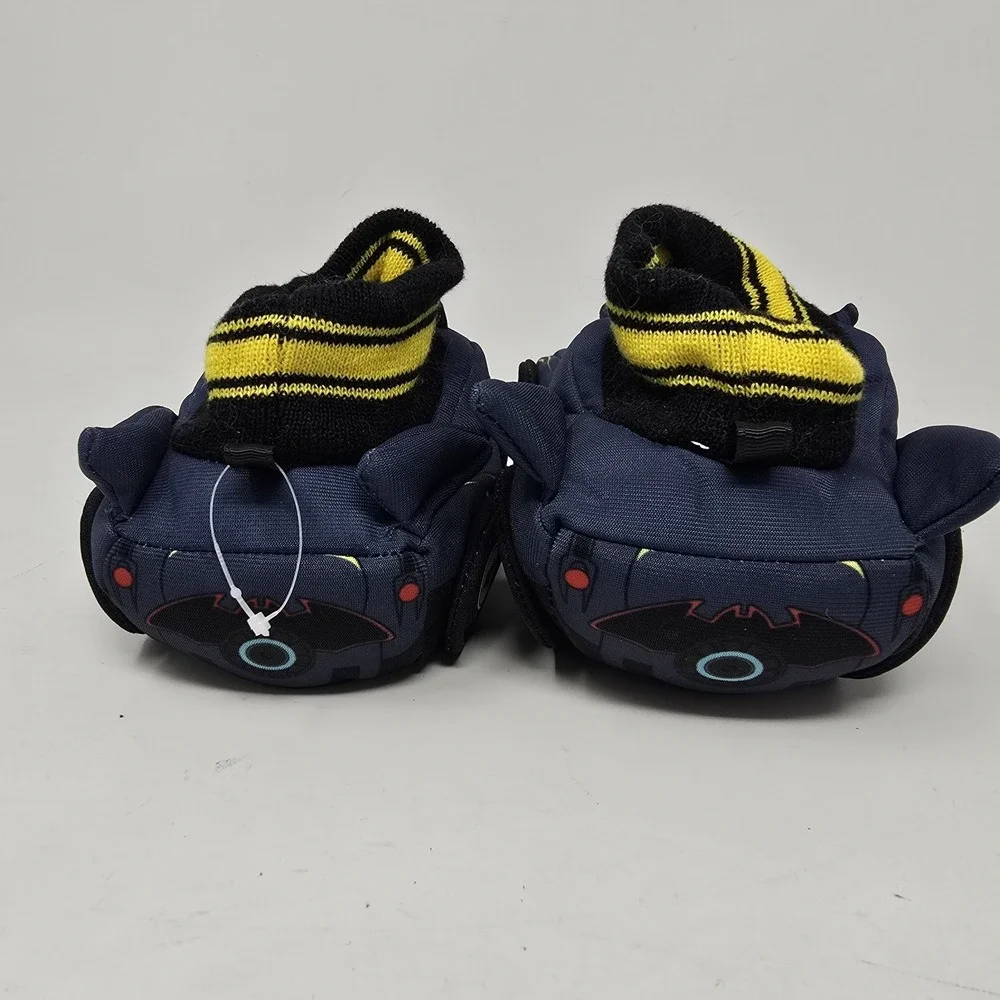 DC Batman Slippers Boys Size‎ 5-6 Blue Batwheels Bat Car Slip On Plush